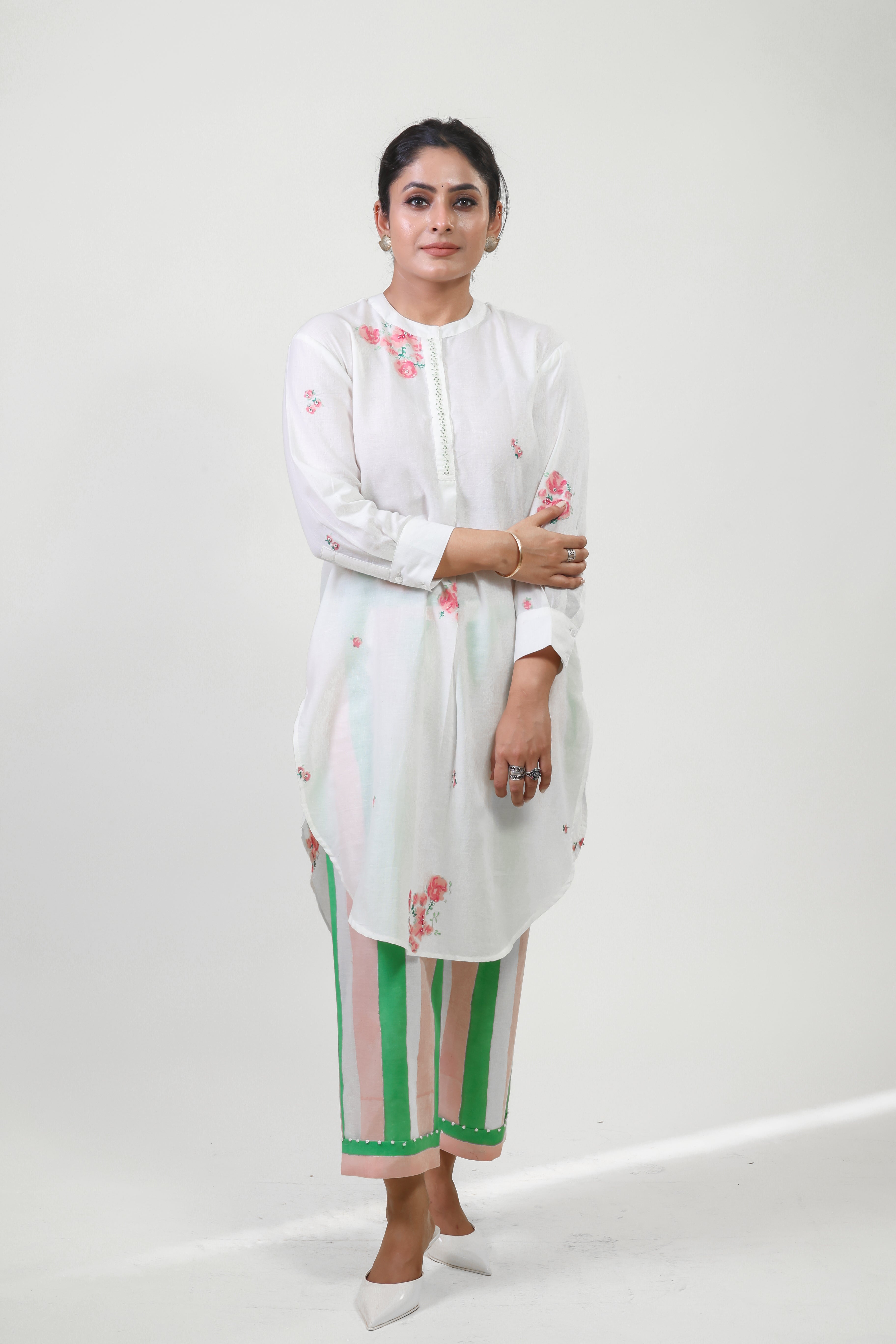 White floral drop shoulder bloom kurta