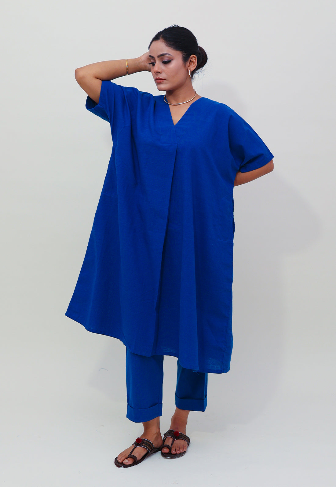 Solid Blue V-Neck Kurta