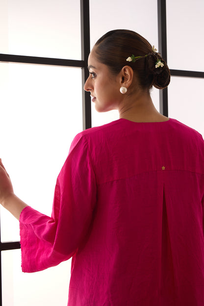 The Gulabi Lahori