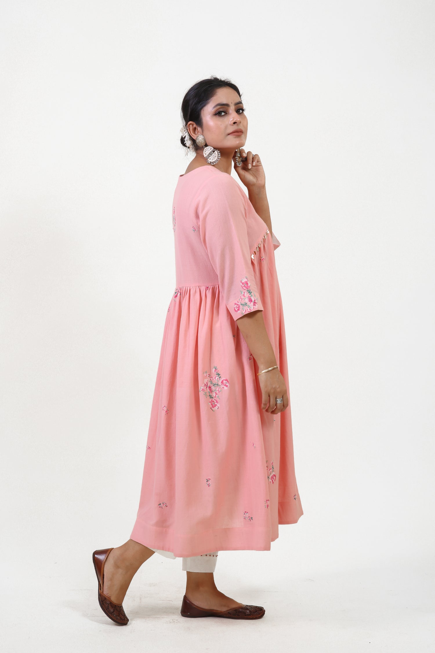 Pink V-neck gathered anarkali bloom kurta