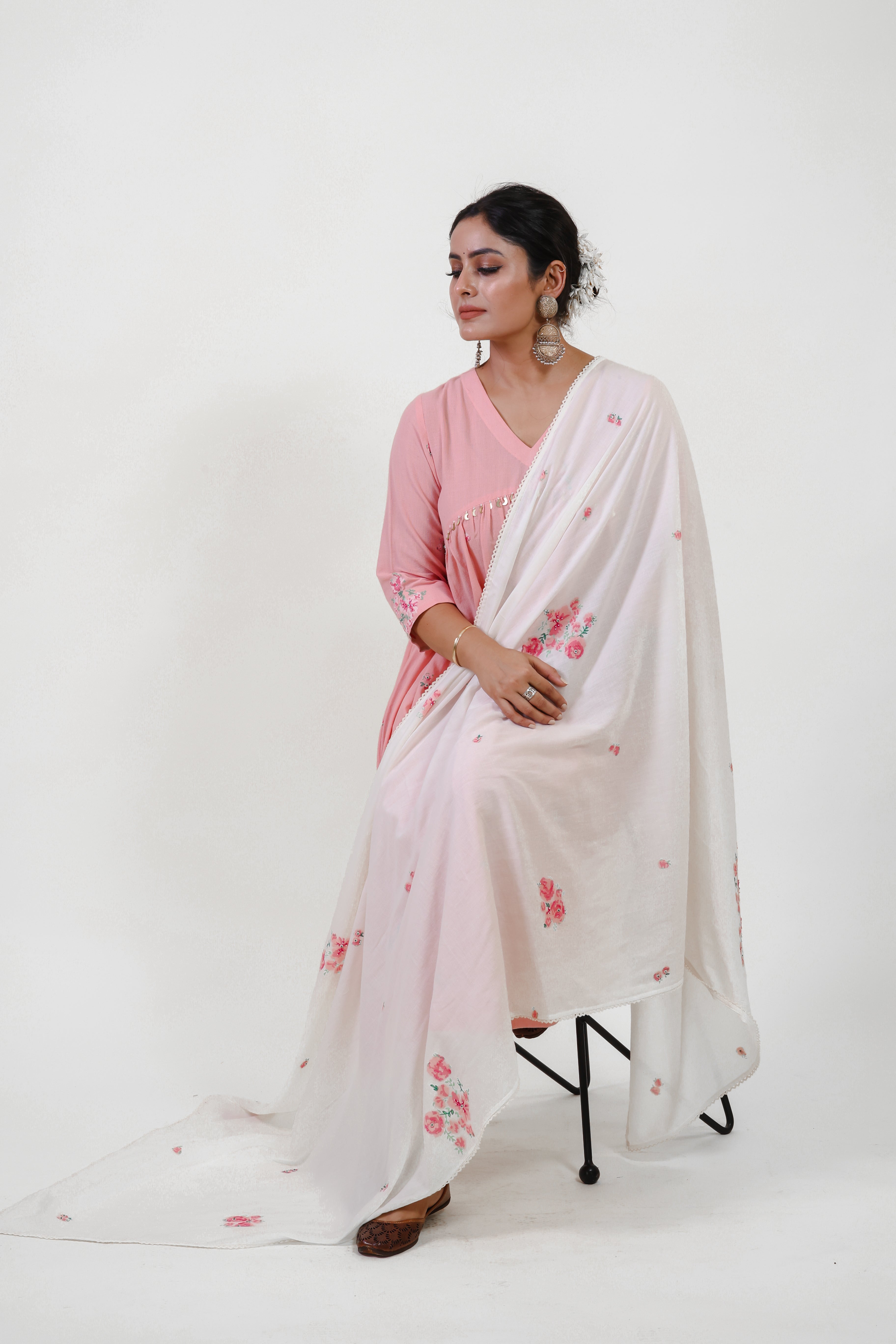 Pink V-neck gathered anarkali bloom kurta