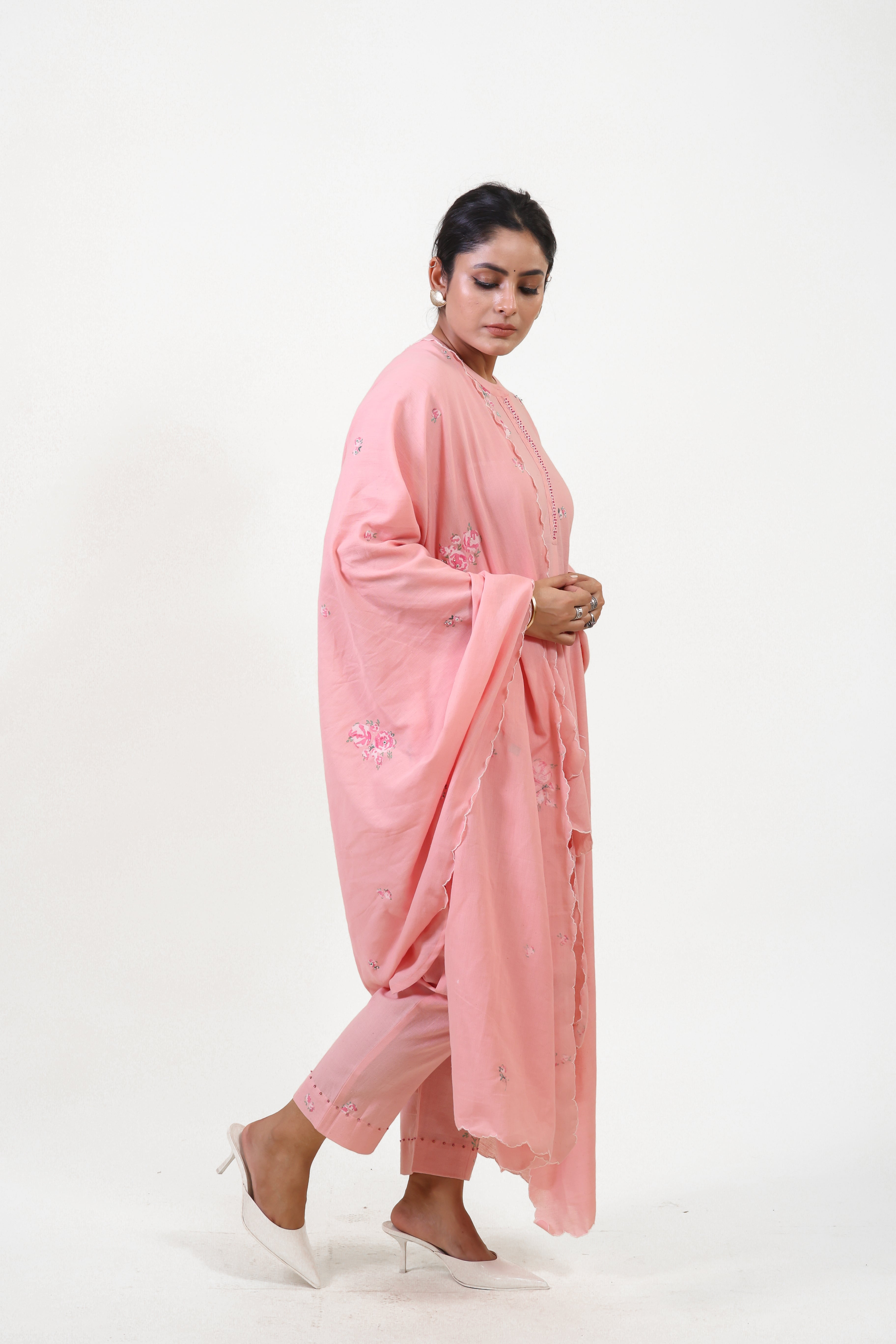 Pink floral drop shoulder bloom kurta