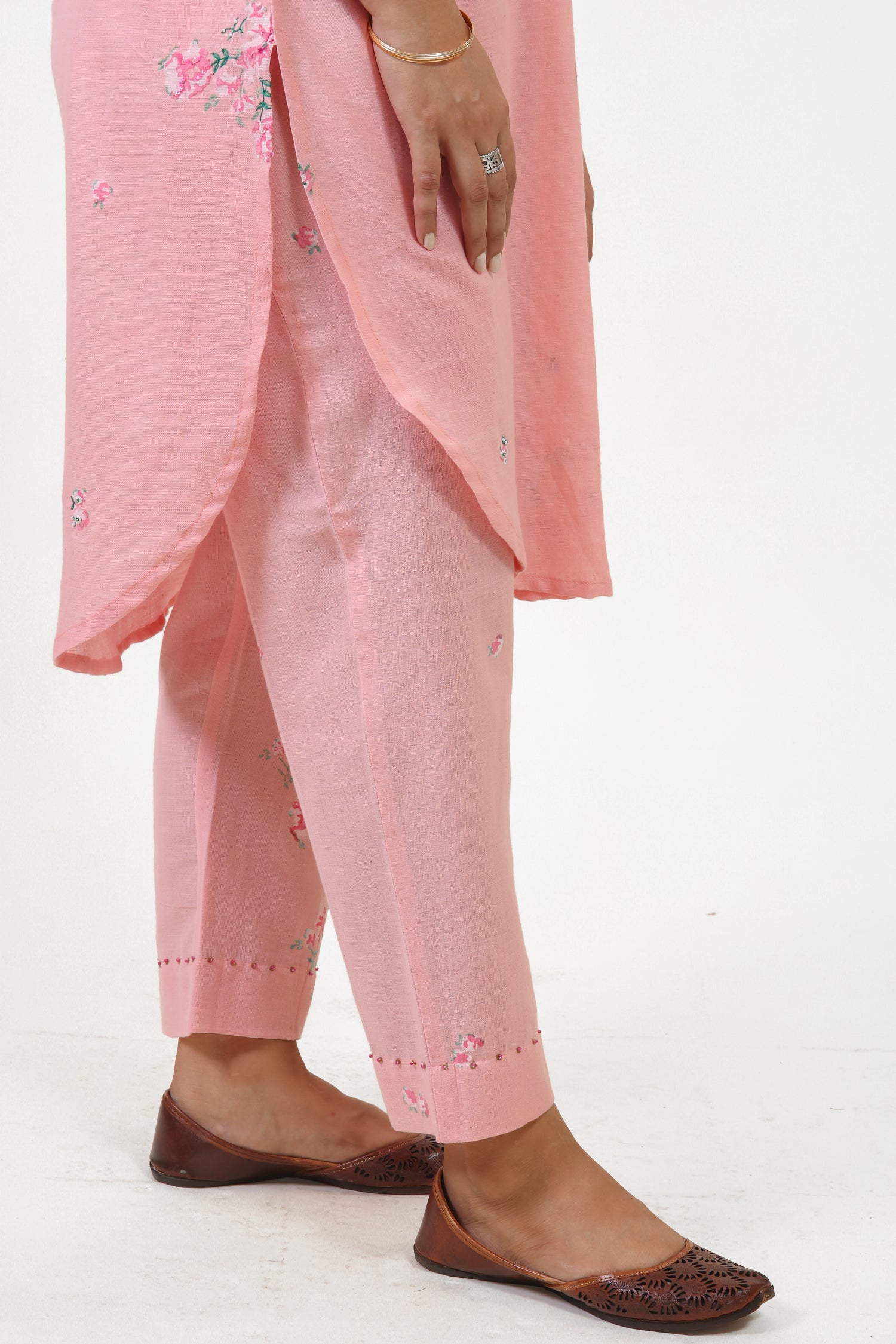 Pink floral drop shoulder bloom kurta