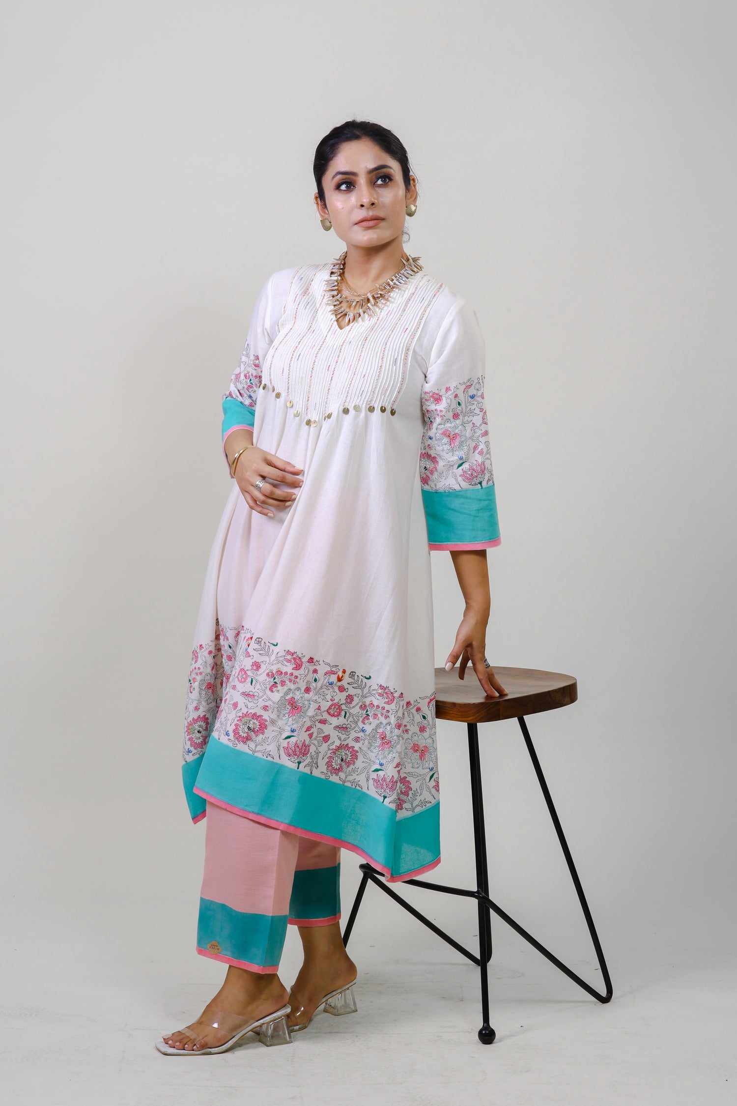 White pintucked printed border bloom kurta