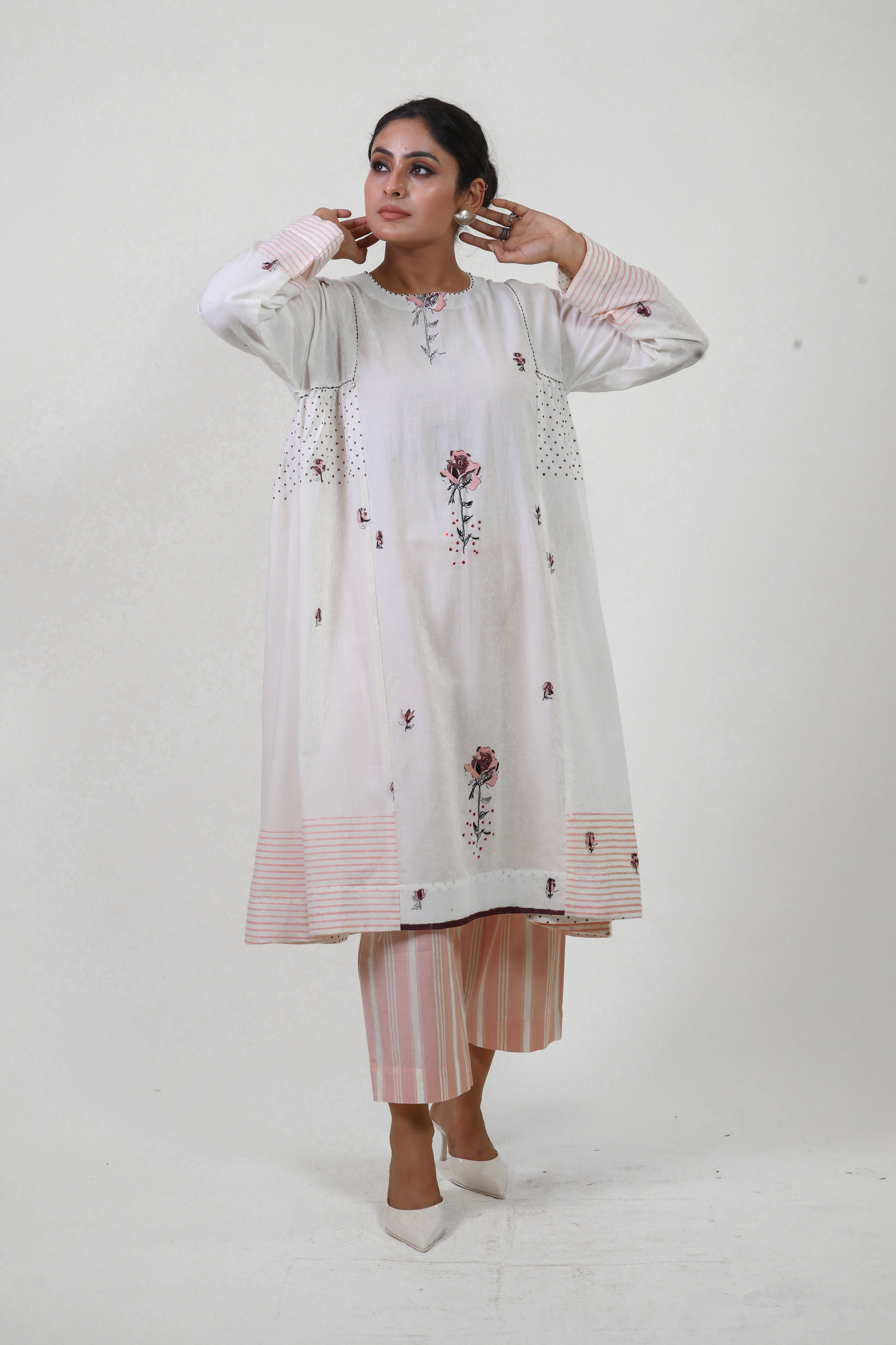 White rose side-gathered bloom kurta