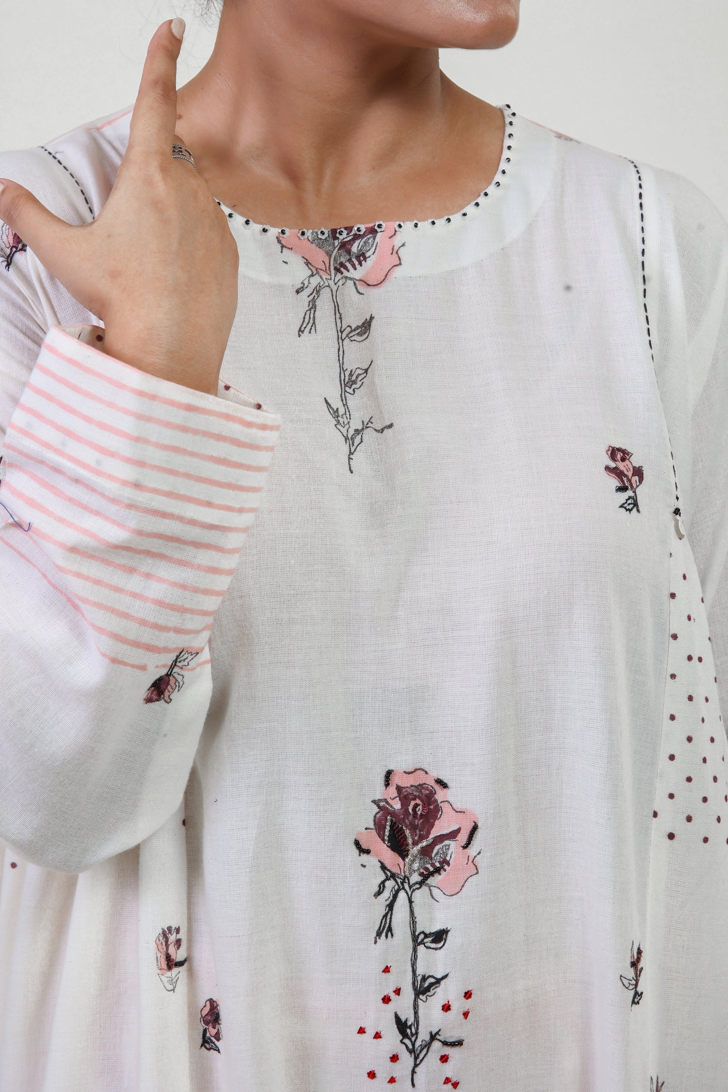 White rose side-gathered bloom kurta