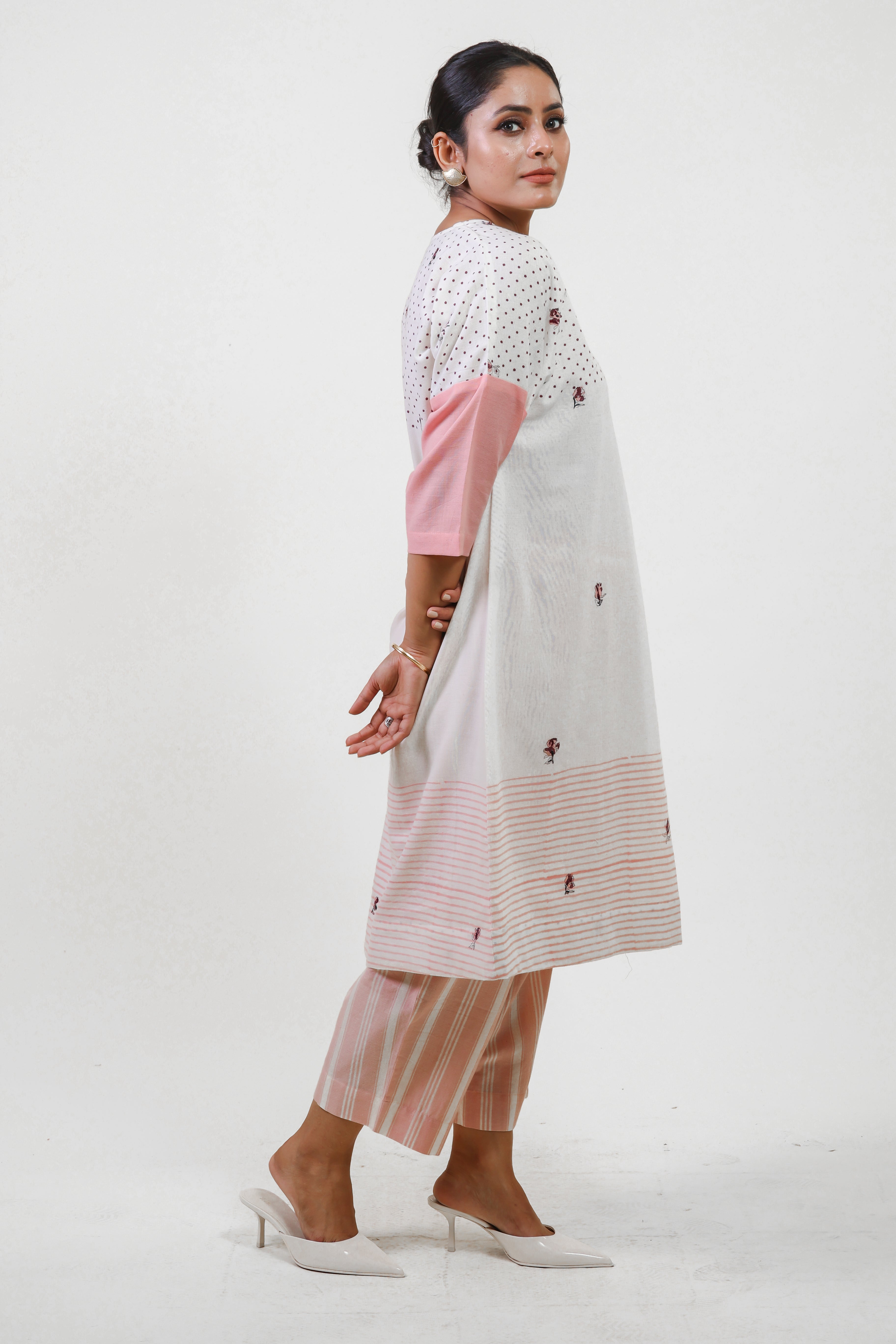 White Rose A-line box-pleated bloom kurta